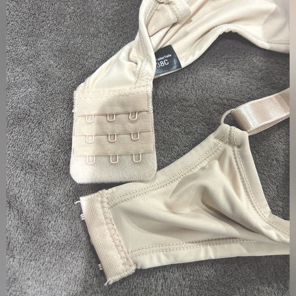 Women’s wireless cream Bra 38C - Picture 2 of 5
